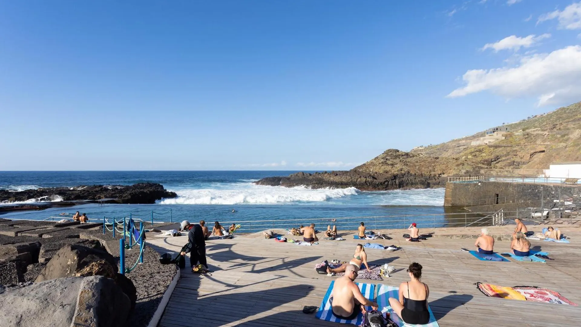 Home2Book Cozy Studio Overlooking Atlantic Ocean El Pris Spain